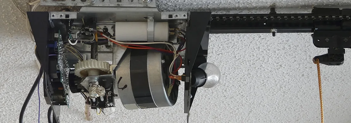 Sliding Garage Door Humming Noise Repair in Brisbane, QLD