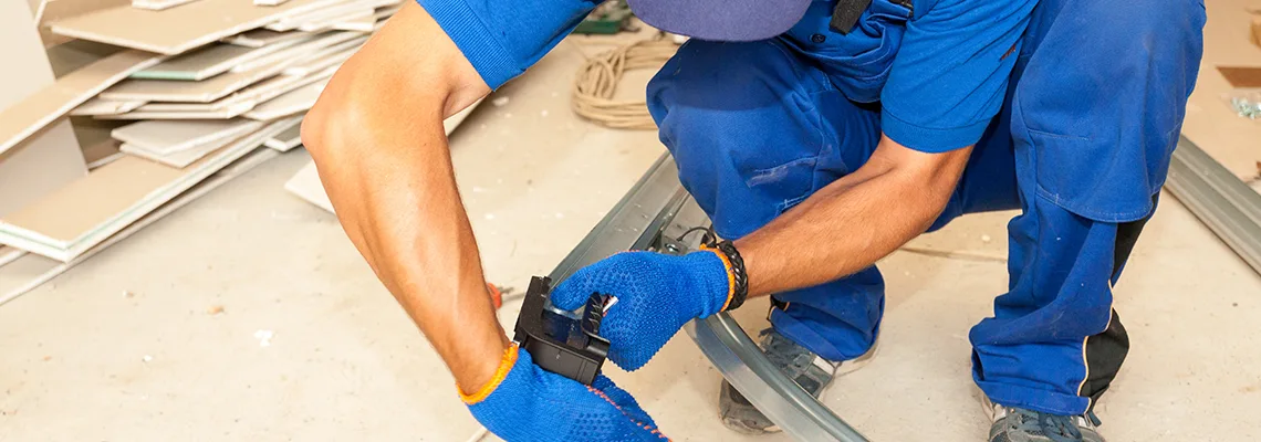 Fix Vinyl Garage Door Loud Noise in Brisbane, QLD